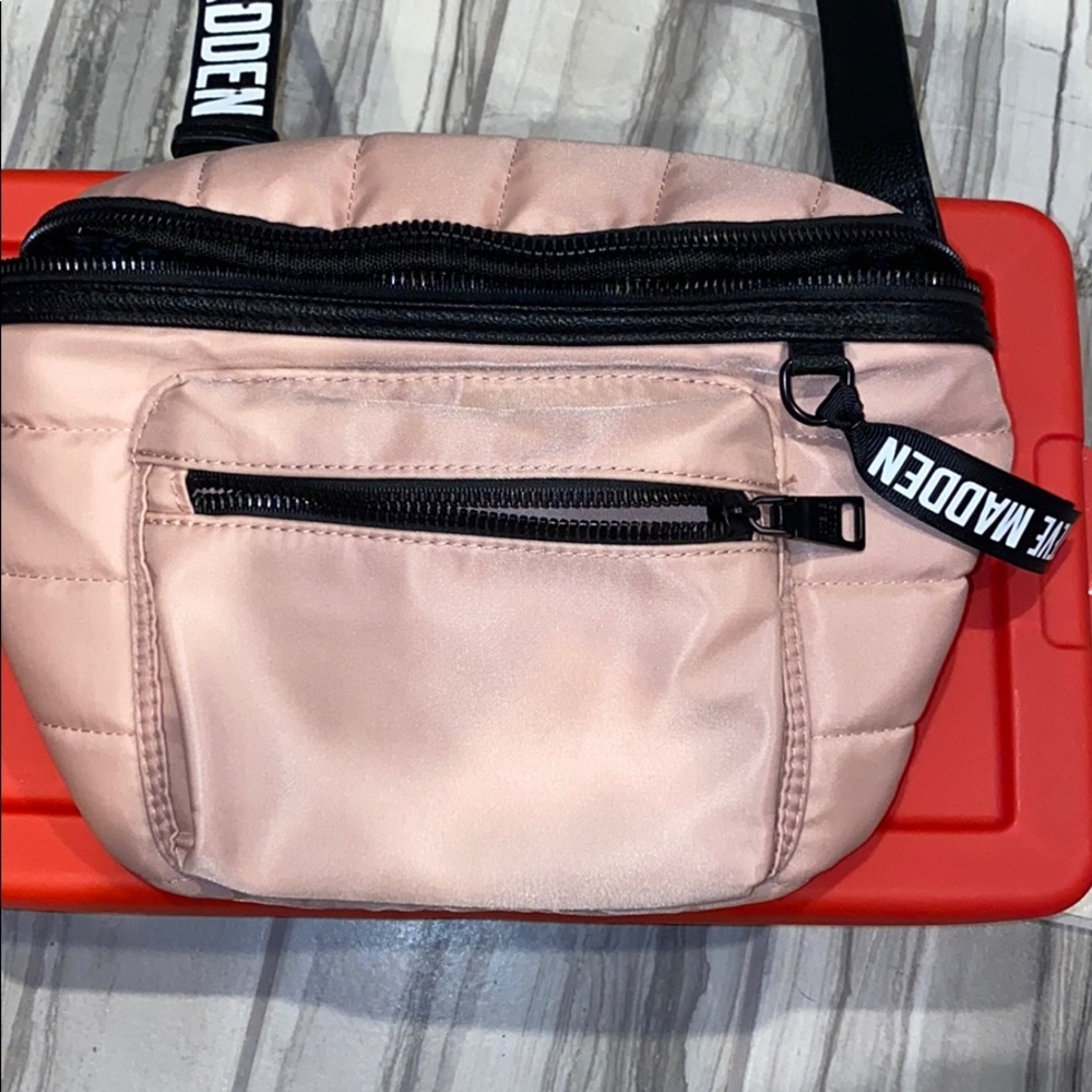 Steve Madden Bag